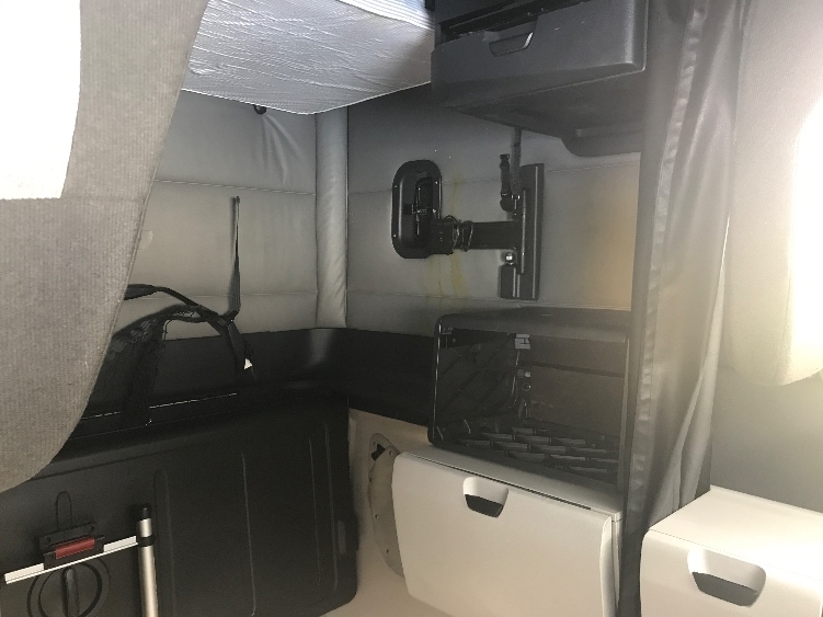 Used 2021 Freightliner Cascadia - photo 21