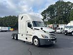 Used 2021 Freightliner Cascadia Detroit DD15AT Semi Truck with Sleeper Cab for sale #389014 - photo 1