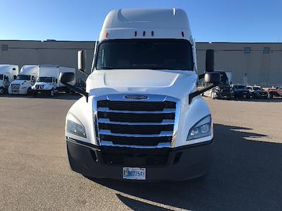 Used 2021 Freightliner Cascadia Detroit DD15AT Semi Truck with Sleeper Cab for sale #389017 - photo 2