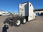 Used 2021 Freightliner Cascadia Detroit DD15AT Semi Truck with Sleeper Cab for sale #389017 - photo 7