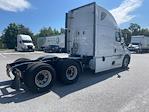 Used 2021 Freightliner Cascadia Detroit DD15AT Semi Truck with Sleeper Cab for sale #389157 - photo 7