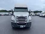 Used 2021 Freightliner Cascadia Detroit DD15AT Semi Truck with Sleeper Cab for sale #389158 - photo 2
