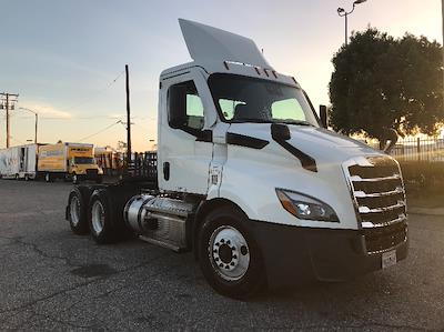 Used 2021 Freightliner Cascadia Detroit DD13 Semi Truck for sale #389164 - photo 1