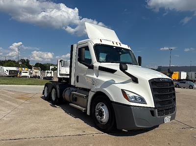 Used 2022 Freightliner Cascadia Detroit DD13 Semi Truck for sale #389344 - photo 1