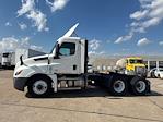 Used 2022 Freightliner Cascadia Detroit DD13 Semi Truck for sale #389344 - photo 4