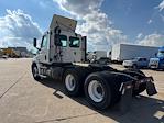 Used 2022 Freightliner Cascadia Detroit DD13 Semi Truck for sale #389344 - photo 5