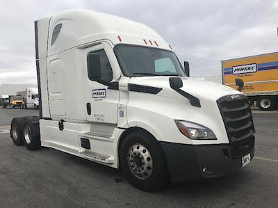 Used 2022 Freightliner Cascadia Detroit DD15AT Semi Truck with Sleeper Cab for sale #390272 - photo 1