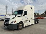 Used 2021 Freightliner Cascadia Detroit DD15AT Semi Truck with Sleeper Cab for sale #390292 - photo 3