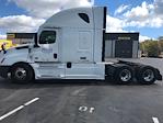 Used 2021 Freightliner Cascadia Detroit DD15AT Semi Truck with Sleeper Cab for sale #390294 - photo 4