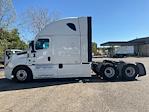Used 2022 Freightliner Cascadia Detroit DD15AT Semi Truck with Sleeper Cab for sale #390297 - photo 4