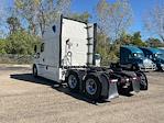Used 2022 Freightliner Cascadia Detroit DD15AT Semi Truck with Sleeper Cab for sale #390297 - photo 5