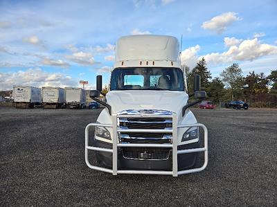 Used 2021 Freightliner Cascadia Detroit DD13 Semi Truck for sale #390663 - photo 2