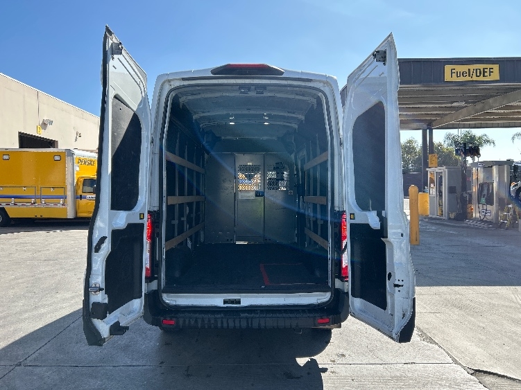 Used 2021 Ford Transit 250 - photo 10