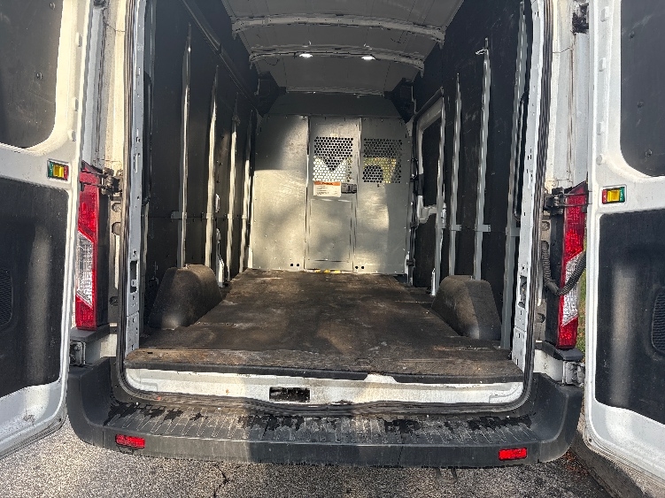 Used 2021 Ford Transit 250 - photo 12