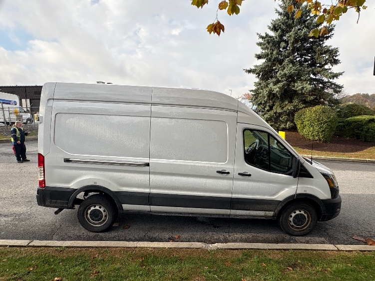 Used 2021 Ford Transit 250 - photo 17