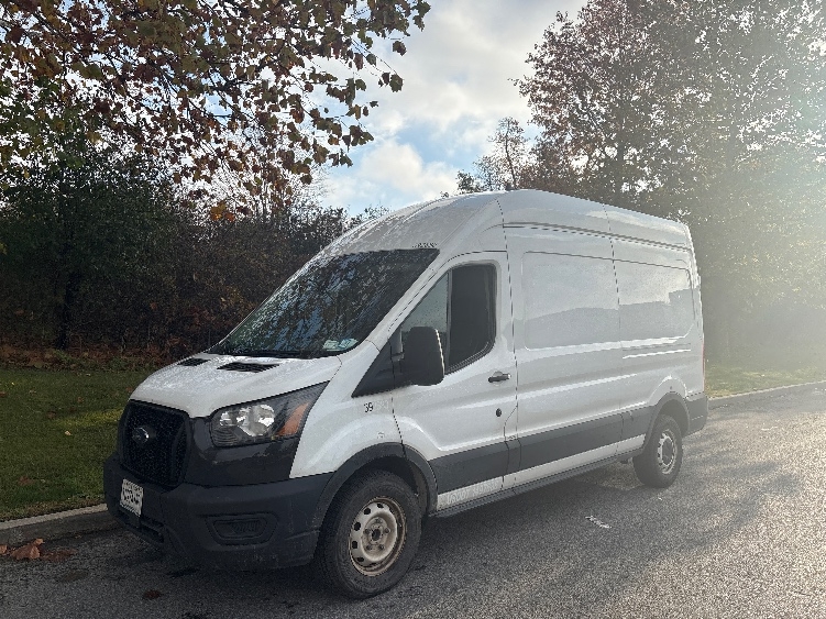 Used 2021 Ford Transit 250 - photo 5