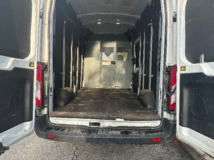 Used 2021 Ford Transit 250 - photo 11