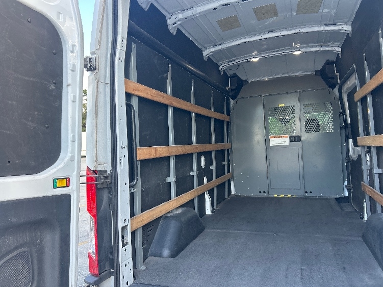 Used 2021 Ford Transit 250 - photo 13