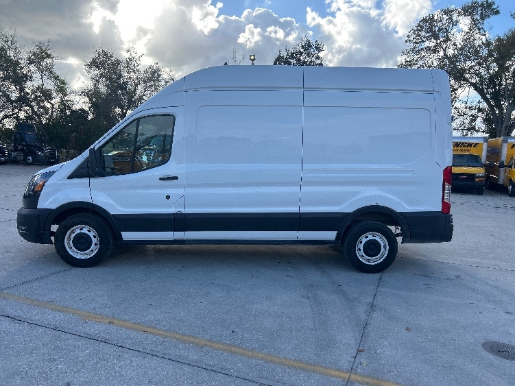 Used 2021 Ford Transit 250 - photo 6