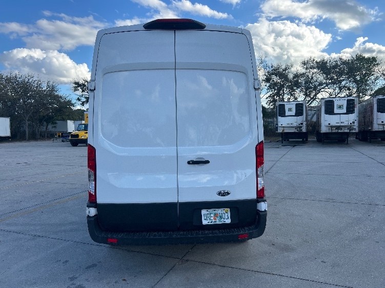 Used 2021 Ford Transit 250 - photo 9