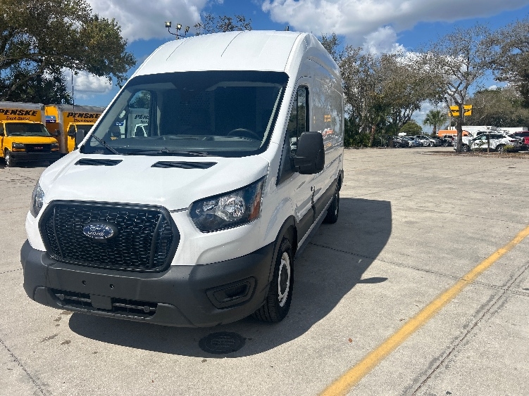 Used 2021 Ford Transit 250 - photo 5