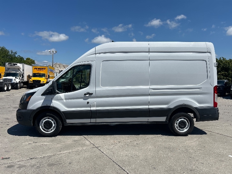 Used 2021 Ford Transit 250 - photo 6