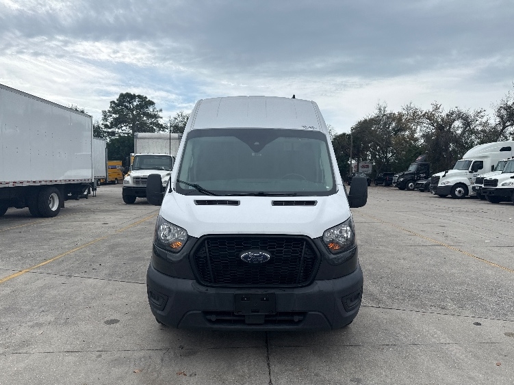 Used 2021 Ford Transit 250 - photo 2