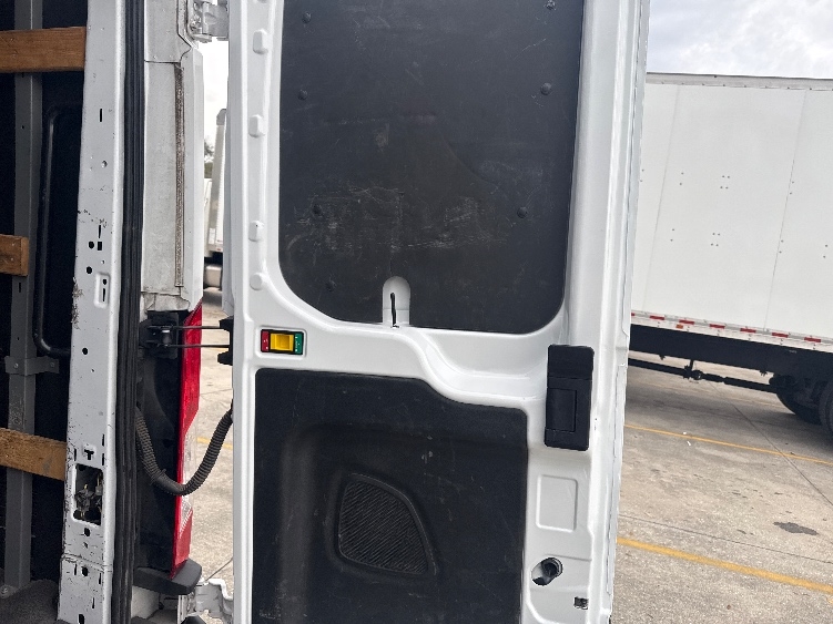 Used 2021 Ford Transit 250 - photo 29