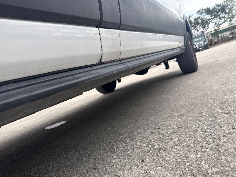 Used 2021 Ford Transit 250 - photo 7