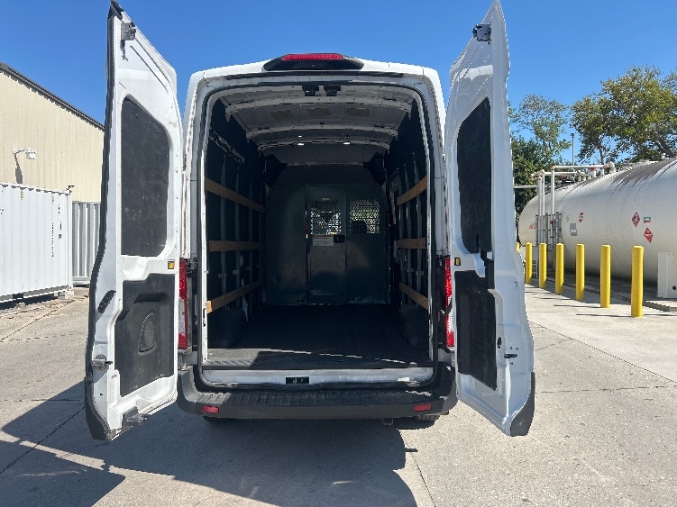 Used 2021 Ford Transit 250 - photo 10