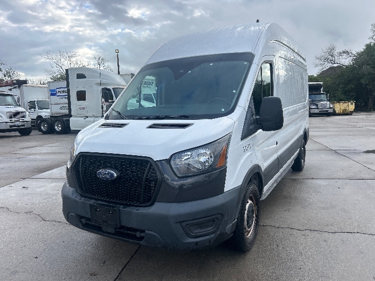 Used 2021 Ford Transit 250 - photo 5