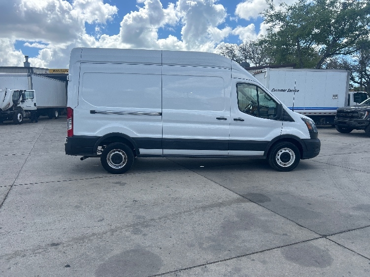 Used 2021 Ford Transit 250 - photo 17