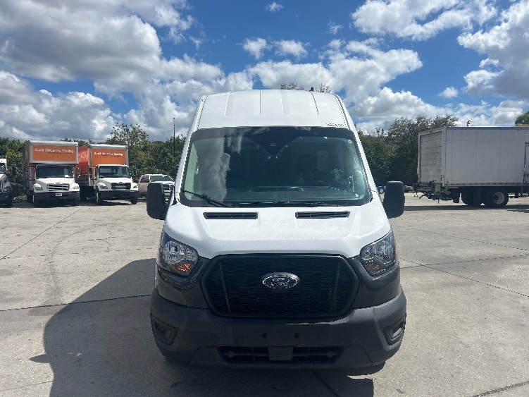 Used 2021 Ford Transit 250 - photo 32