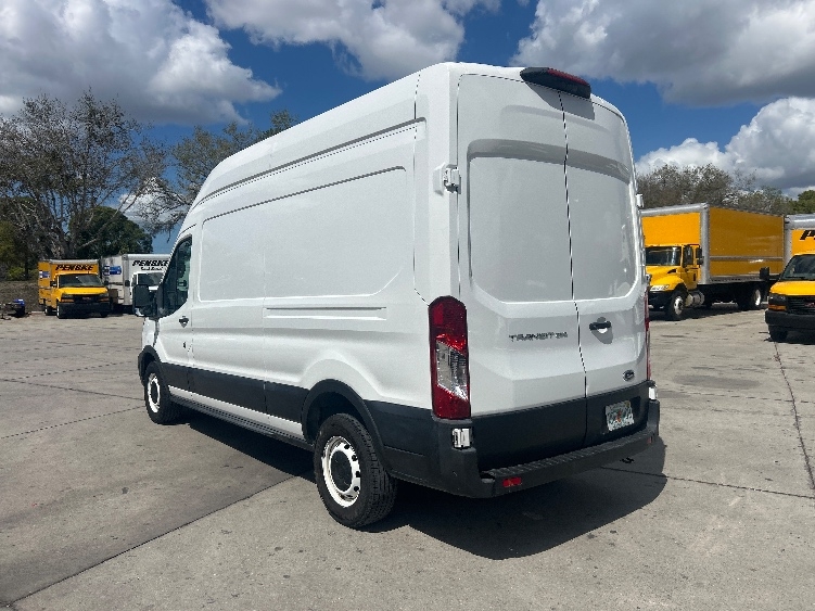 Used 2021 Ford Transit 250 - photo 8
