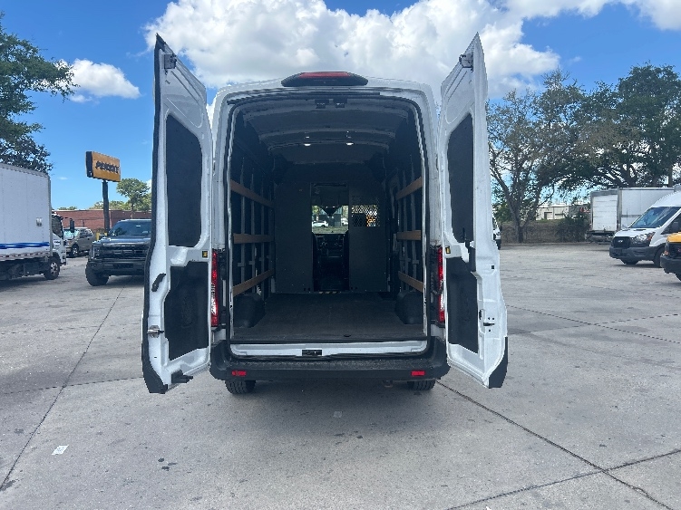 Used 2021 Ford Transit 250 - photo 10