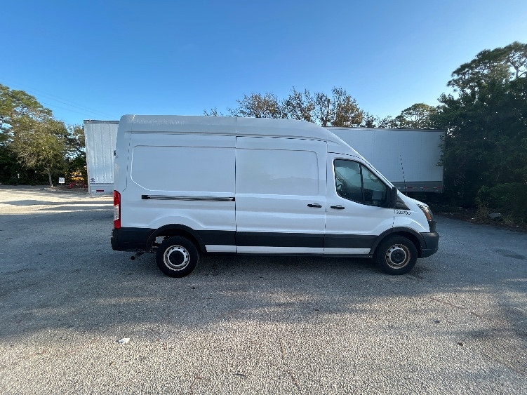 Used 2021 Ford Transit 250 - photo 16