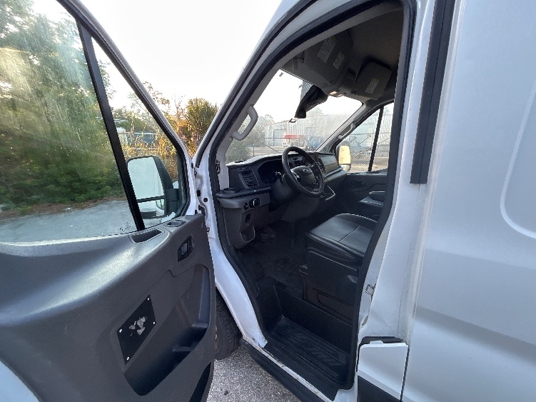 Used 2021 Ford Transit 250 - photo 17