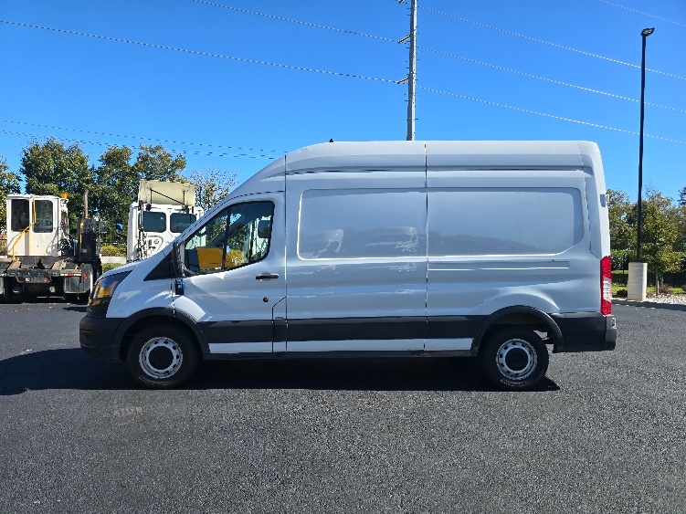 Used 2021 Ford Transit 250 - photo 6