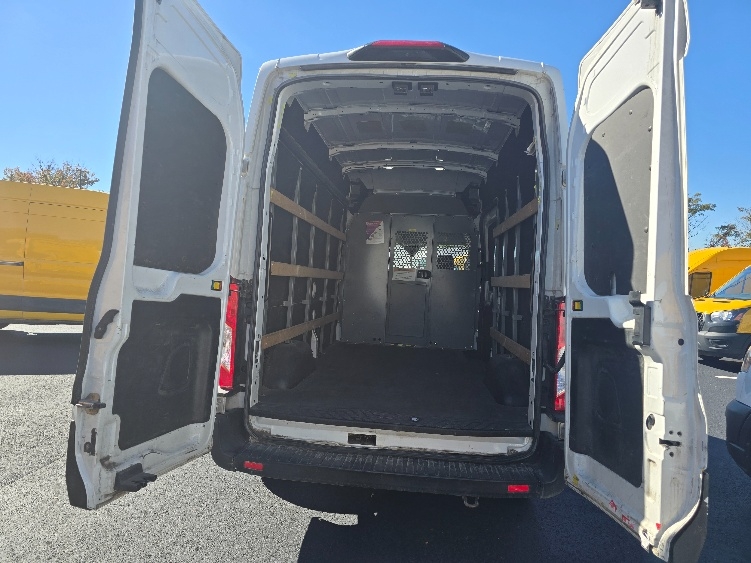 Used 2021 Ford Transit 250 - photo 10