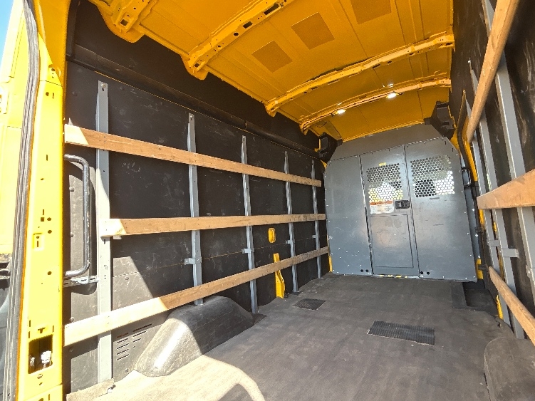 Used 2021 Ford Transit 250 - photo 12