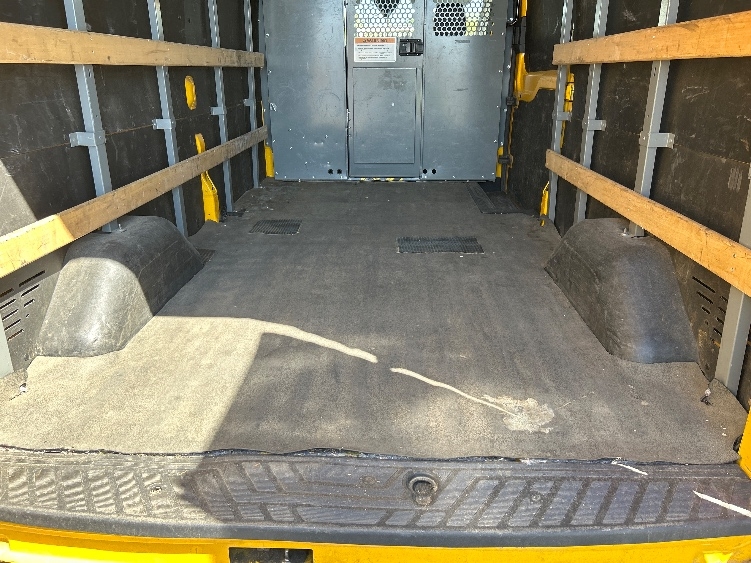 Used 2021 Ford Transit 250 - photo 11