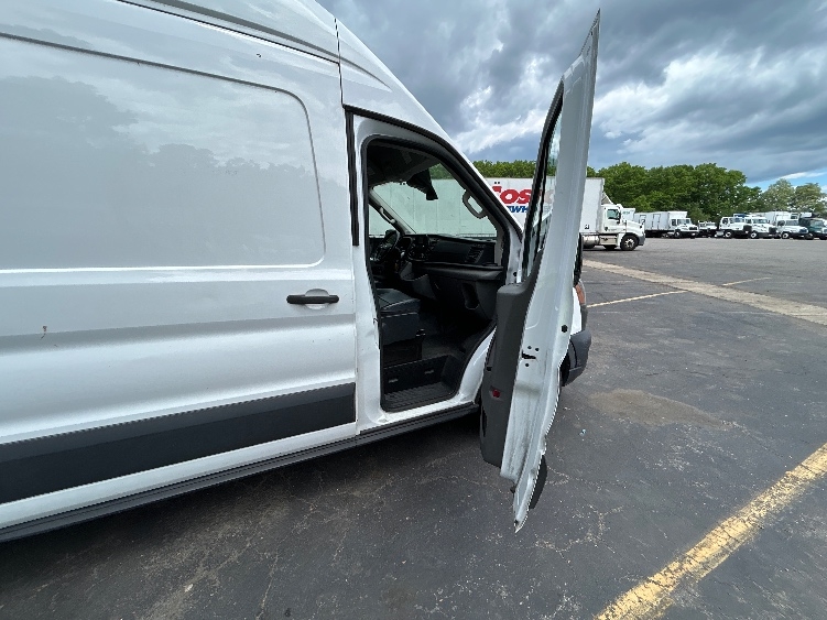 Used 2021 Ford Transit 250 - photo 18