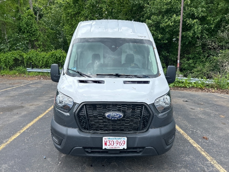 Used 2021 Ford Transit 250 - photo 2
