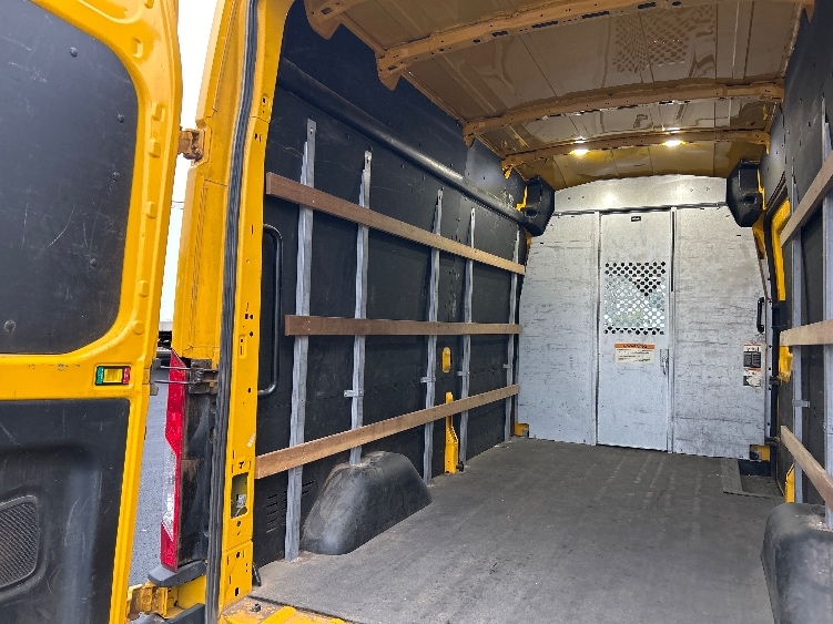 Used 2021 Ford Transit 250 - photo 12