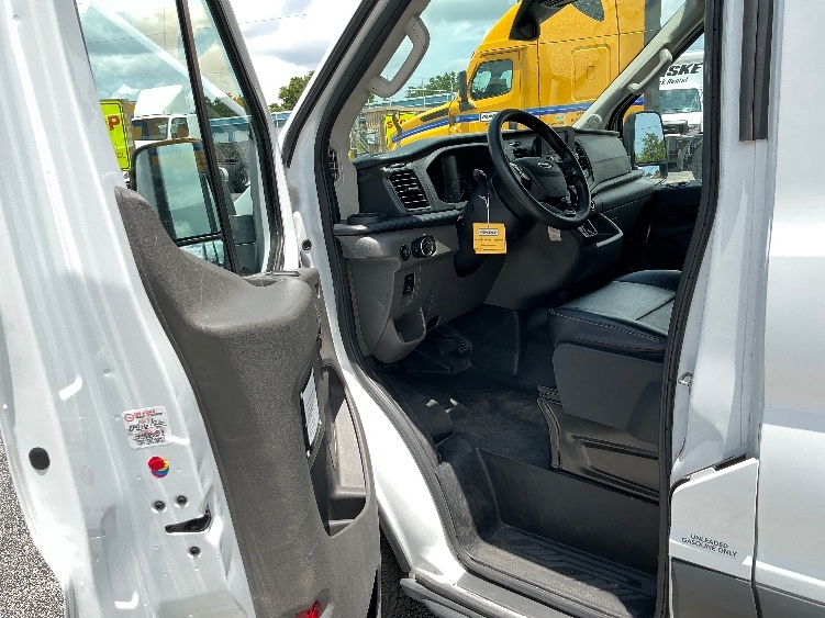 Used 2021 Ford Transit 250 - photo 18