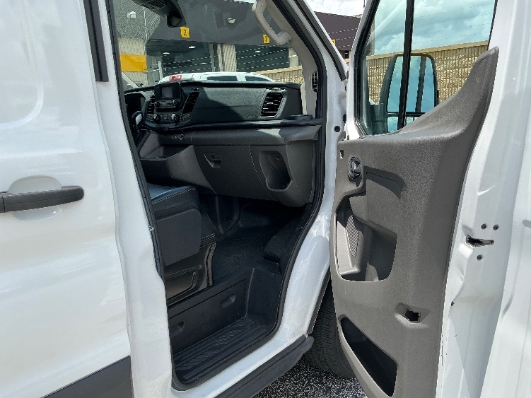 Used 2021 Ford Transit 250 - photo 22