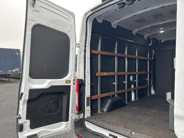 Used 2021 Ford Transit 250 - photo 13