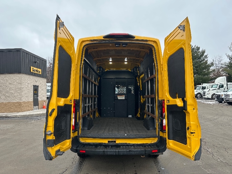 Used 2021 Ford Transit 250 - photo 9