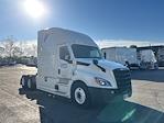 Used 2022 Freightliner Cascadia Detroit DD15AT Semi Truck with Sleeper Cab for sale #393966 - photo 1