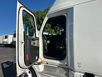 Used 2022 Freightliner Cascadia Detroit DD15AT Semi Truck with Sleeper Cab for sale #393966 - photo 9